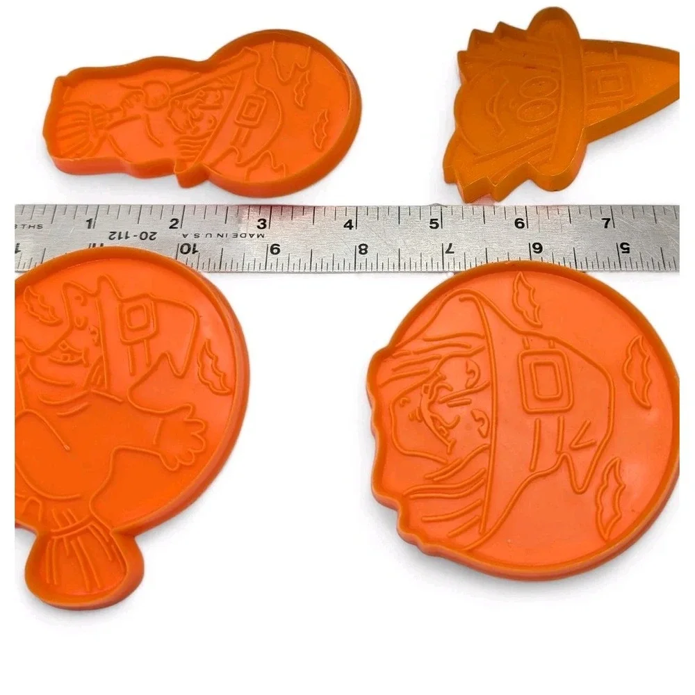 Vintage Witches Cookie Cutters Orange Spooky Play Doh Fun Halloween‎ Set Of Four
